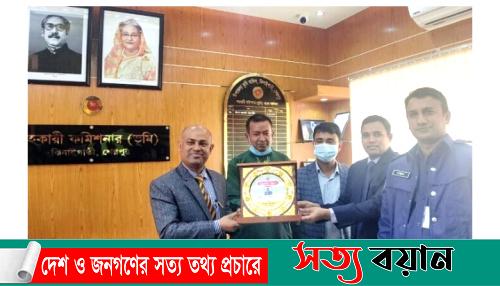 ঝিনাইগাতীতে ভূমি অফিসের নতুন ভবনে কার্যক্রম পরিচালনার জন্য দোয়া মাহফিল-সত্যবয়ান