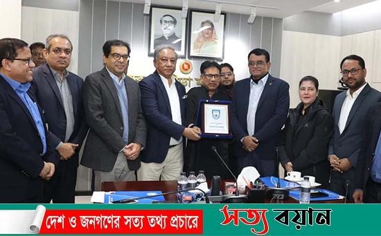 ফুটবলের লক্ষ্য এশিয়ান কাপ, হকির ইনডোর বিশ্বকাপ