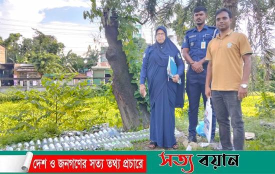 শেরপুরে আদালত প্রাঙ্গণে পুলিশের জব্দকৃত ভারতীয় মদ ও ফেনসিডিলসহ বিভিন্ন মাদক ধ্বংস